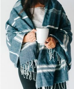 Creative Women Aden Throw Blanket