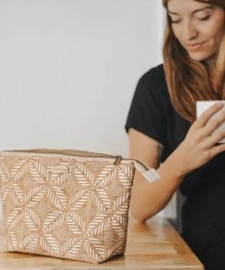 Carry Courage Home Goods Adventurer Cork Cosmetics Bag - Silver