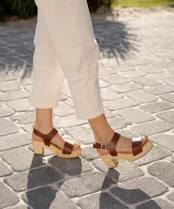 Nisolo All-Day Open Toe Clog