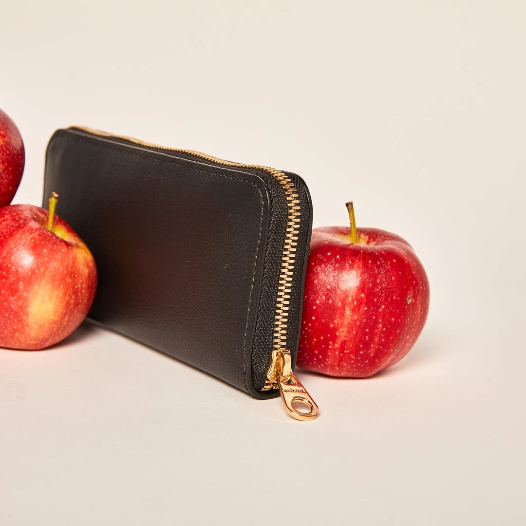 Allégorie Gala Apple Leather Long Wallet 4 Allégorie Gala Apple Leather Long Wallet
