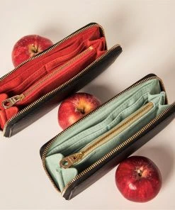Allégorie Gala Apple Leather Long Wallet
