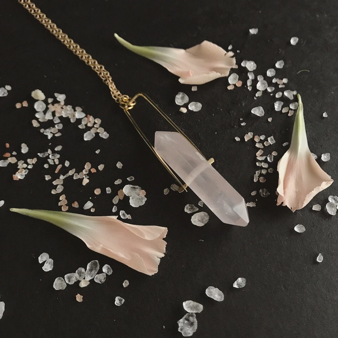 Iron Oxide Jewelry Crystal Spinner Necklace - Rose Quartz 2 Iron Oxide Jewelry Crystal Spinner Necklace - Rose Quartz