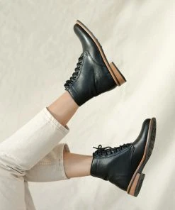 Nisolo Amalia All Weather Boot - Black