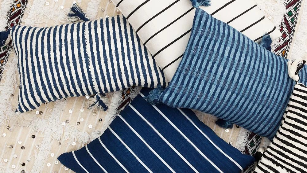 Archive New York Antigua Lumbar Pillow - Black + White Archive New York Antigua Lumbar Pillow - Black + White