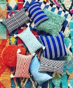 Archive New York Antigua Lumbar Pillow - Black + White 9 Archive New York Antigua Lumbar Pillow - Black + White