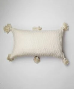 Archive New York Home Goods Antigua Lumbar Pillow - Natural White