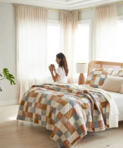 Coyuchi Ashbury Patchwork Quilt Home Goods