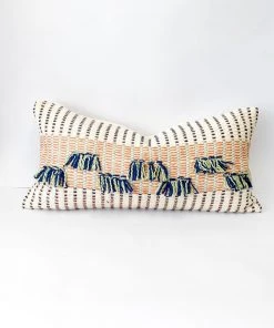 Zuahaza Barichara Lumbar Pillow Cover - Apricot