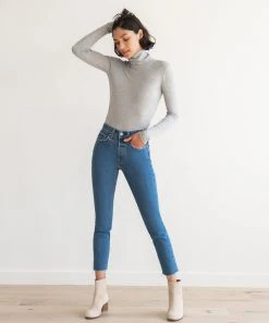WVN Base Turtleneck Best Sellers