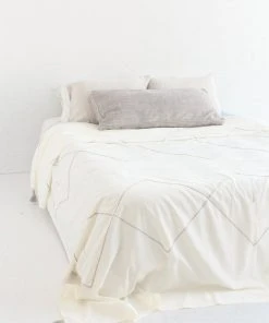 Creative Women Home Goods Berber Bedspread