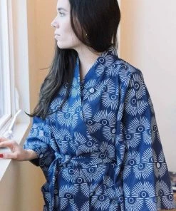 Bloom & Give Best Sellers Iris Unisex Robe
