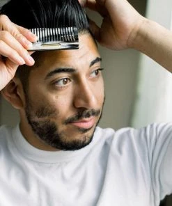 Hathorway Chai Horn Pocket Hair And Beard Comb - Light Horn Accessories 4 Hathorway Chai Horn Pocket Hair And Beard Comb - Light Horn Accessories