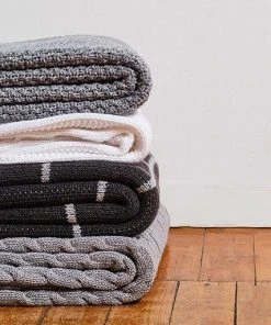Looma Chunky Knit Throw Blanket