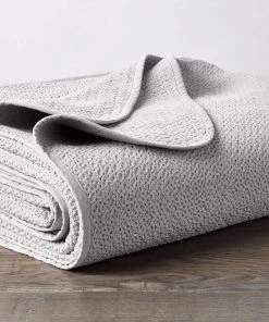 Coyuchi Honeycomb Blanket - Pewter Quilts + Blankets