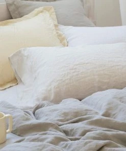 Coyuchi Relaxed Linen Pillowcase Set - Fog Home Goods