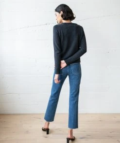 WVN Crew Neck Sweater Best Sellers