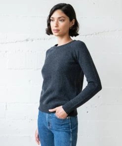 WVN Crew Neck Sweater Best Sellers