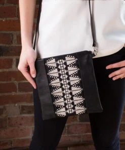 Darzah Cypress Tatreez Crossbody Bag - Ecru