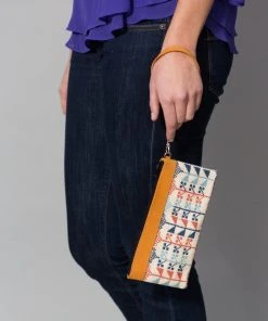 Darzah Flowers Tatreez Clutch - Camel