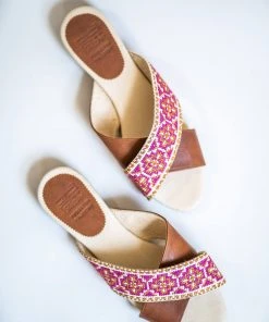 Darzah Shoes Tatreez Cross Sandal - Berry