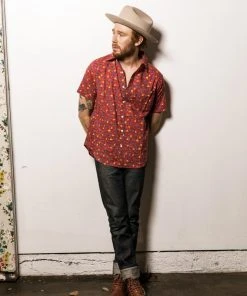 Dushyant Asthana Men's Folk Short Sleeve Shirt - Maroon