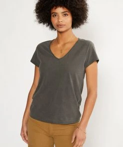 ÉTICA Aiden V Neck Tee