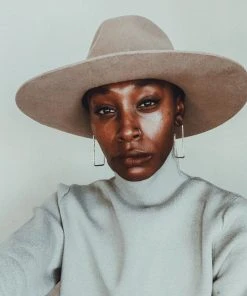 Abby Alley Hannah Earrings