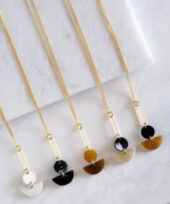 Hathorway Jewelry Tho Horn Pendant Necklace