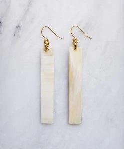 Hathorway Tinh Horn Bar Earrings