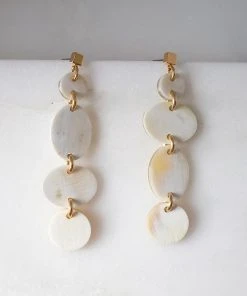 Hathorway Xinh Xan Horn Earrings - Light