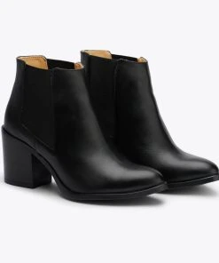 Nisolo Heeled Chelsea Boot - Black Shoes