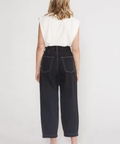 ÉTICA Iris Relaxed Taper Jeans - Obsidian