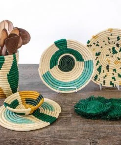 KAZI Bermuda Maze Trivet Home Goods