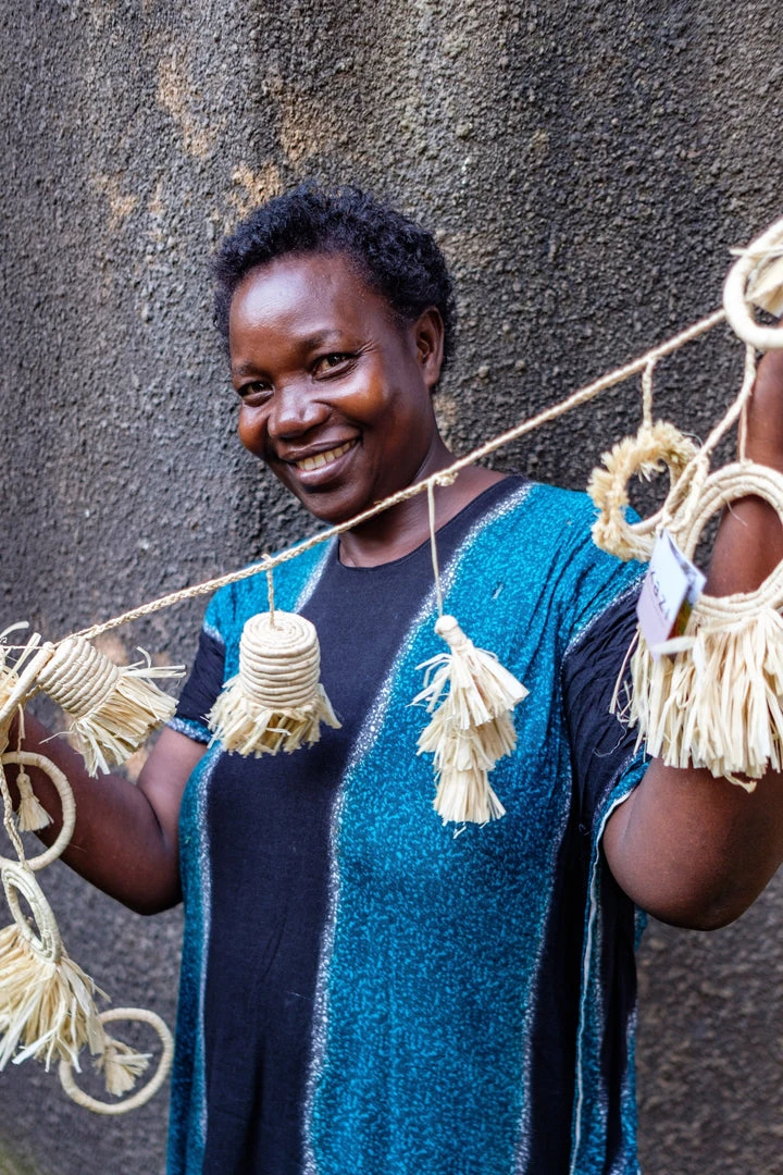 KAZI Bold All Natural Shapes Garland Home Goods 4 KAZI Bold All Natural Shapes Garland Home Goods