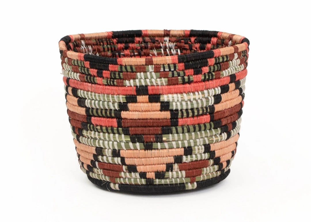 KAZI Coral Mwiba Planter 1 KAZI Coral Mwiba Planter