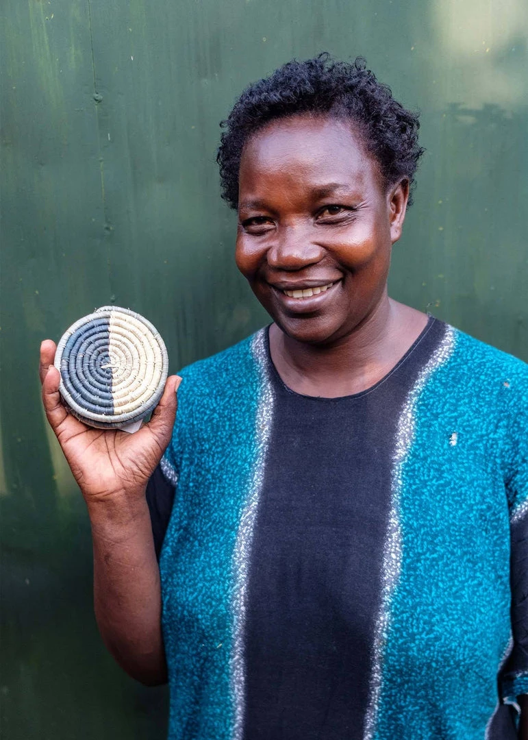 KAZI Dipped Blue Night Raffia Coaster Set 4 KAZI Dipped Blue Night Raffia Coaster Set