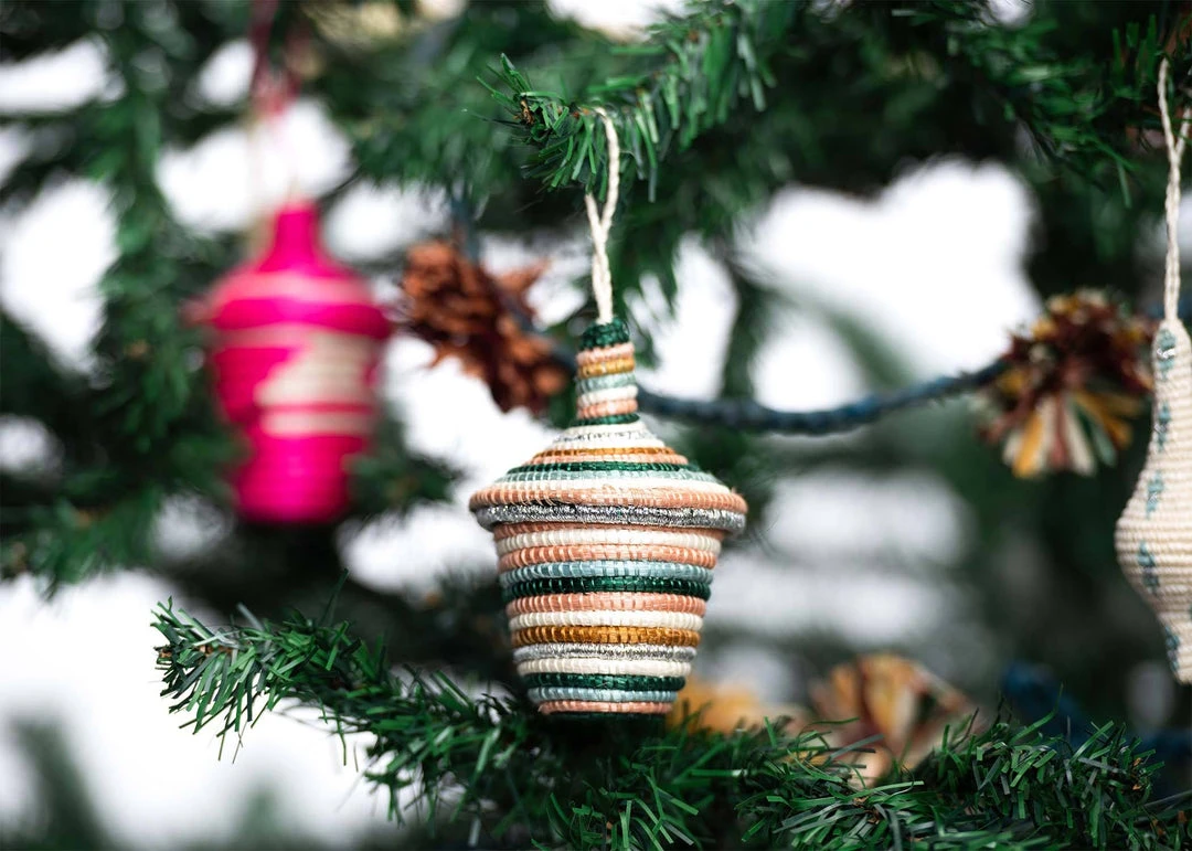 KAZI Floret Metallic Ornament Set 3 KAZI Floret Metallic Ornament Set