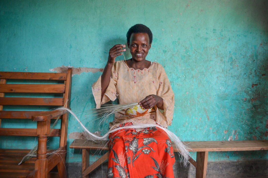 KAZI Home Goods Mora Vase With Glass Insert KAZI Home Goods Mora Vase With Glass Insert