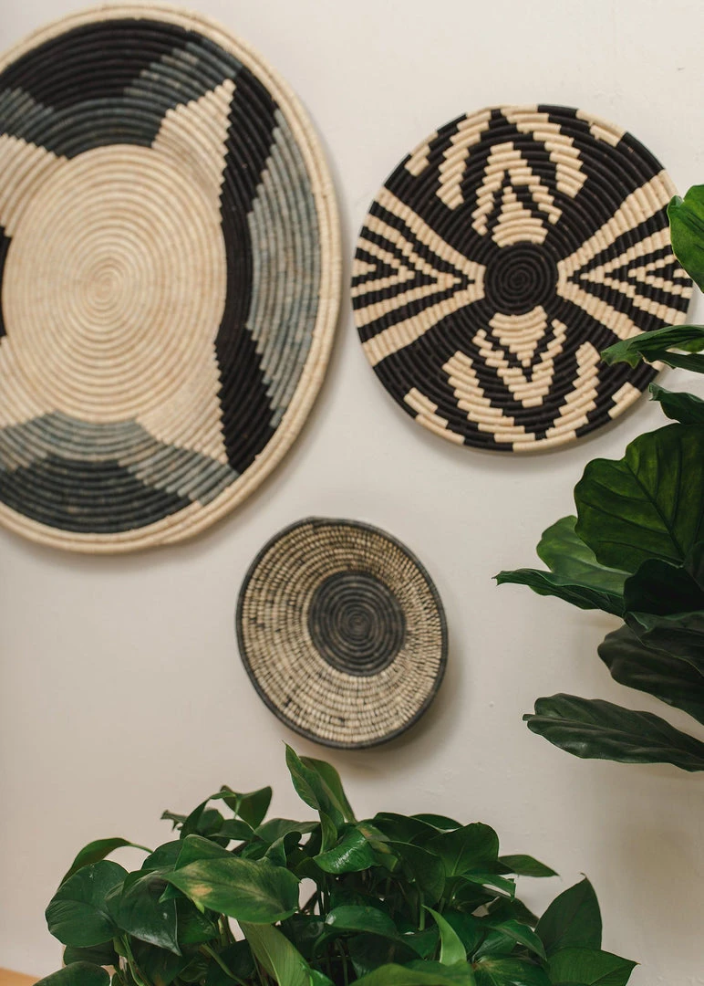 KAZI Nea Opal Gray Wall Plate III 3 KAZI Nea Opal Gray Wall Plate III