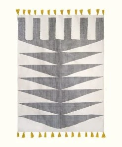 Kiliim Home Goods Black Cascade Rug