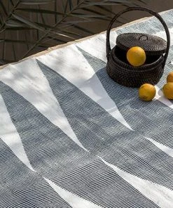 Kiliim Home Goods Black Cascade Rug