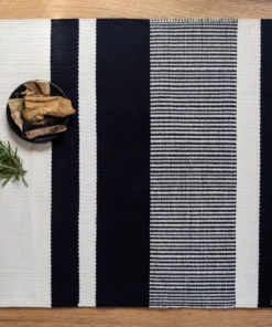 Kiliim Home Goods Black Hues Bath Mat