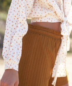 LA Relaxed New Arrivals Pointelle Flutter Short