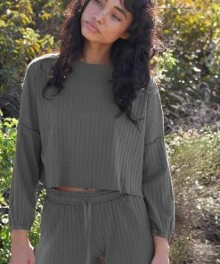 LA Relaxed New Arrivals Pointelle Puff Sleeve Crop Top