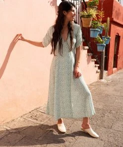 Nisolo Lima Slip On Mule - Bone Staff Favorites