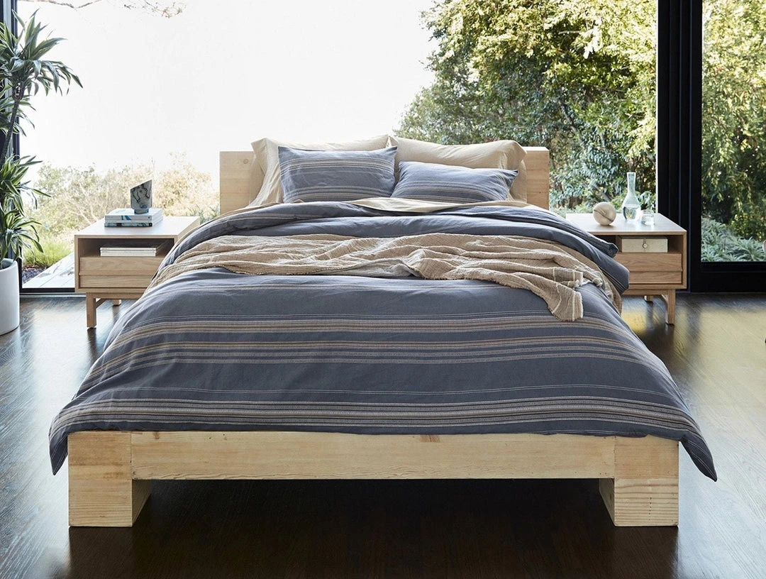 Coyuchi Home Goods Lobos Duvet Cover - Azure / Indigo 1 Coyuchi Home Goods Lobos Duvet Cover - Azure / Indigo