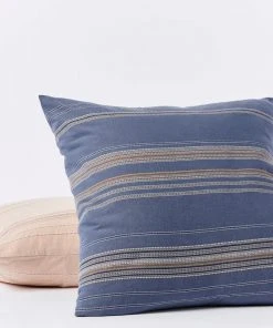 Coyuchi Lobos Sham - Azure / Indigo