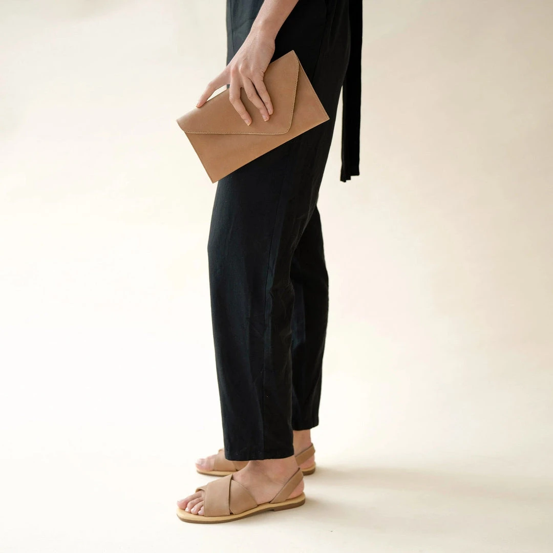 Nisolo Luisa Clutch Accessories 5 Nisolo Luisa Clutch Accessories