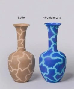 Middle Kingdom Memphis Morning Glory Porcelain Vase