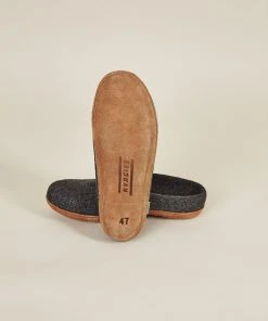 Kyrgies Men's Molded Sole Low Back Wool Slippers - Charcoal 10 Kyrgies Men's Molded Sole Low Back Wool Slippers - Charcoal